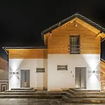 Zlote Piaski Kryty Basen Sauna Jacuzzi Lodge Jastrzębia Góra