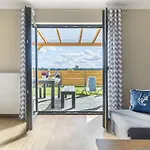 Zlote Piaski Kryty Basen Sauna Jacuzzi