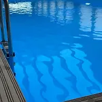 Zlote Piaski Kryty Basen Sauna Jacuzzi Lodge