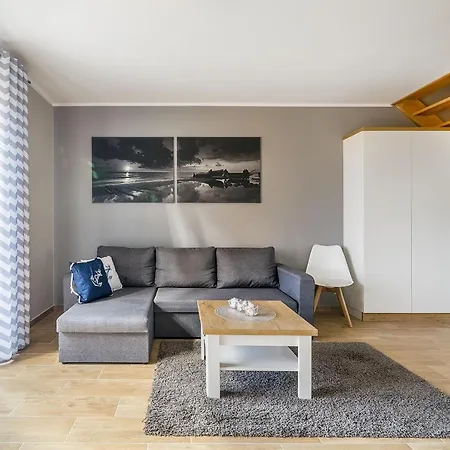 Zlote Piaski Kryty Basen Sauna Jacuzzi * Jastrzębia Góra