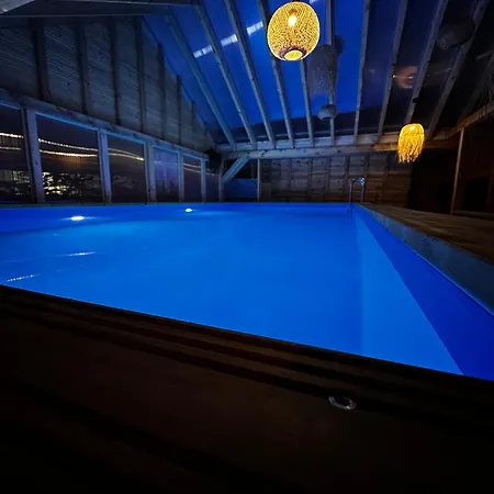 Zlote Piaski Kryty Basen Sauna Jacuzzi Lodge Jastrzebia Gora