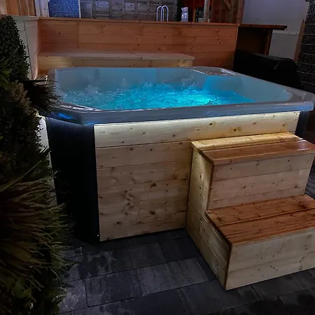 Lodge Zlote Piaski Kryty Basen Sauna Jacuzzi *