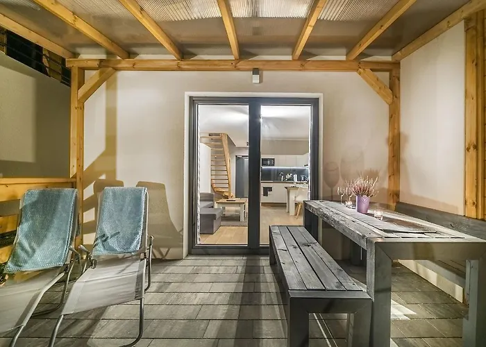 Zlote Piaski Kryty Basen Sauna Jacuzzi Hytte *
