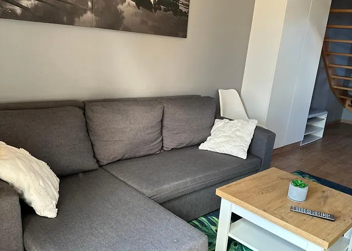 Zlote Piaski Kryty Basen Sauna Jacuzzi *