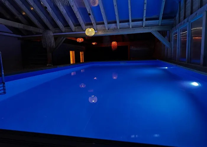 Zlote Piaski Kryty Basen Sauna Jacuzzi * Jastrzębia Góra