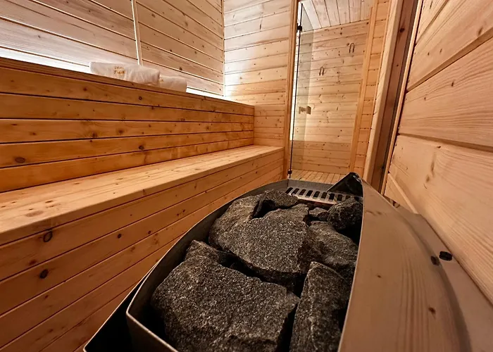 Zlote Piaski Kryty Basen Sauna Jacuzzi * Jastrzębia Góra