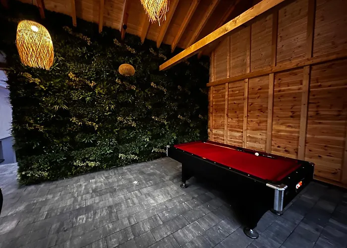 Zlote Piaski Kryty Basen Sauna Jacuzzi